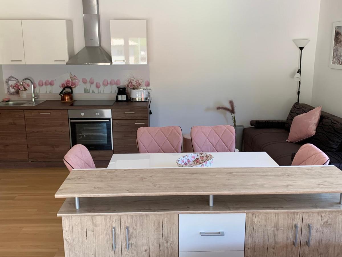 Apartmaji Pr' Nas Ласко Экстерьер фото