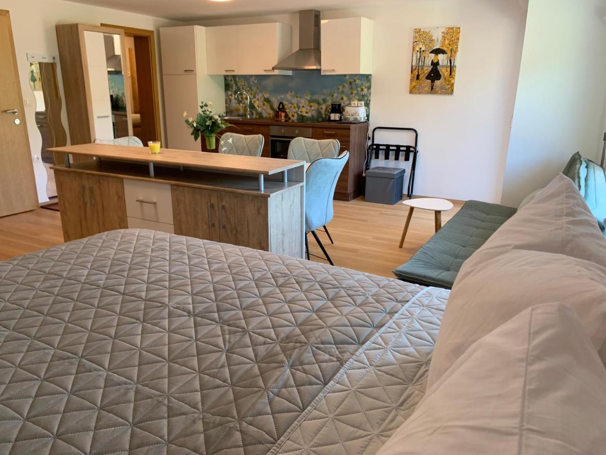 Apartmaji Pr' Nas Ласко Экстерьер фото