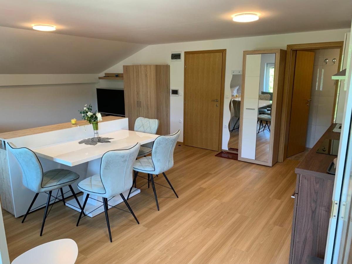Apartmaji Pr' Nas Ласко Экстерьер фото
